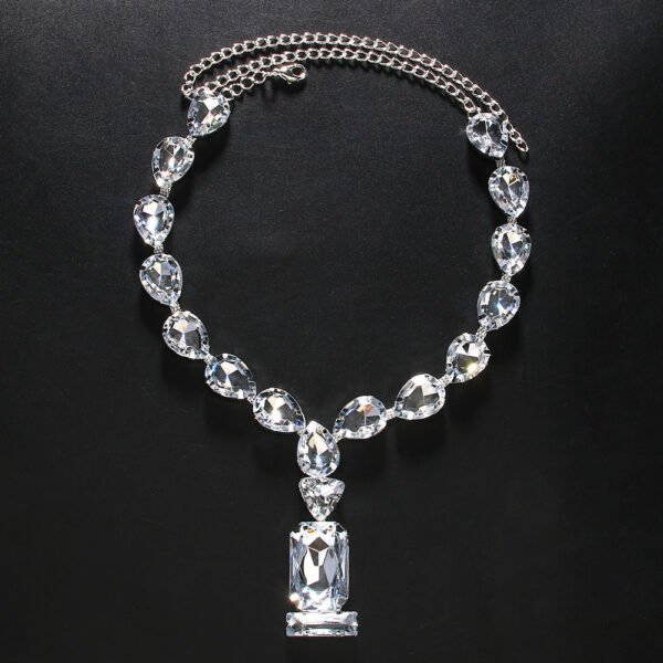 Water Drop Necklace Exaggerated Personalized Necklace Queen Accessories - Image 4